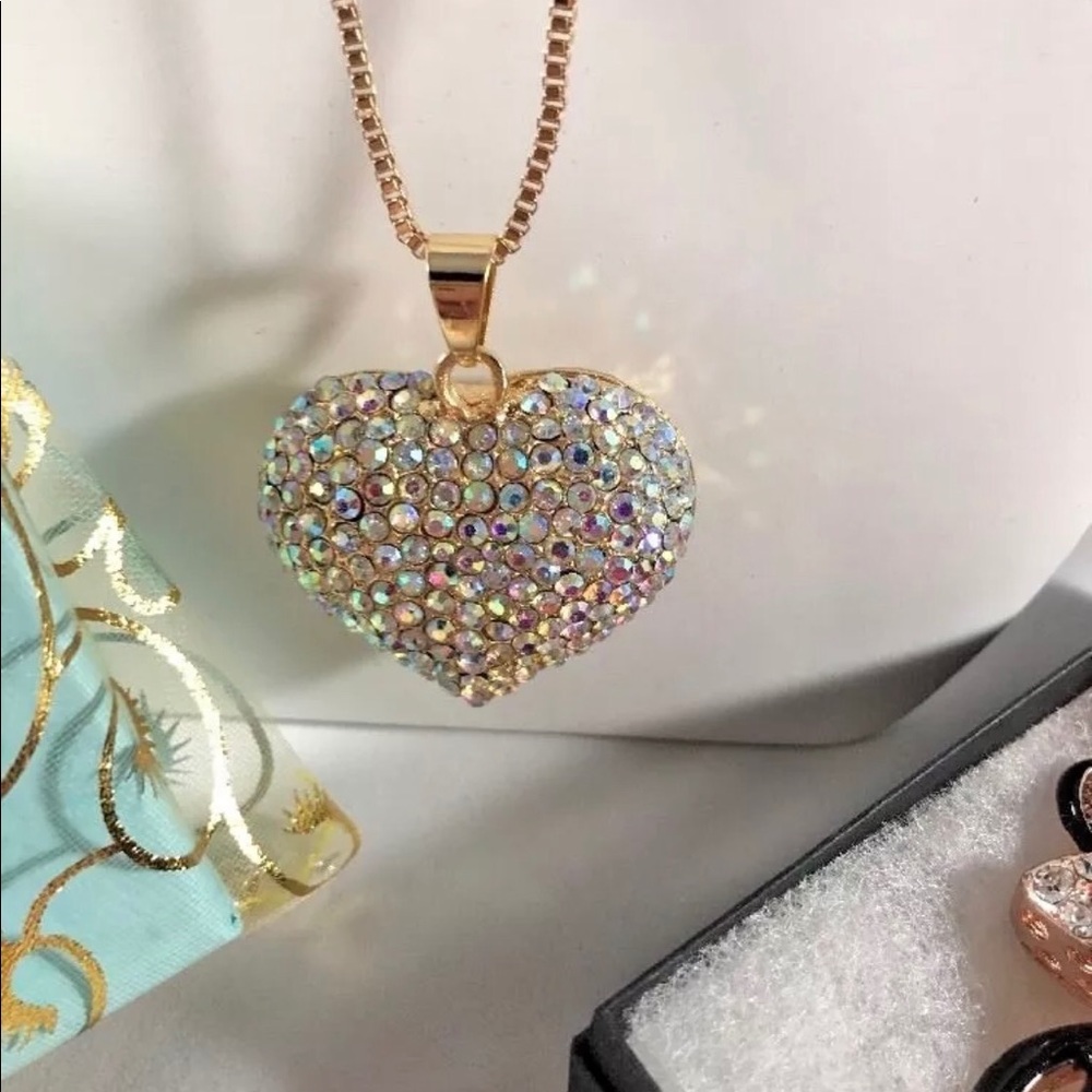 Betsey Johnson Crystal Heart 28” Necklace